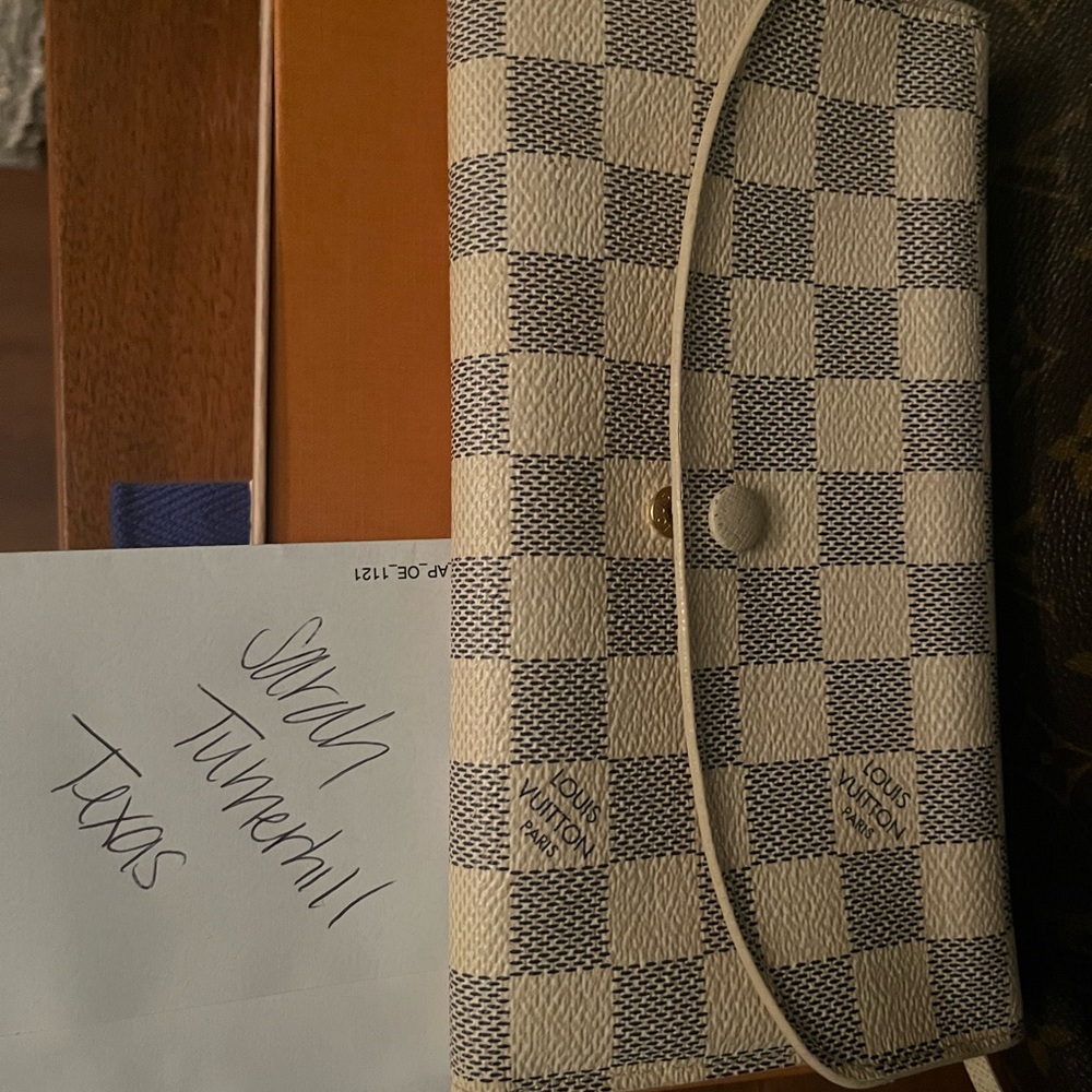 Damier Azur Emily wallet